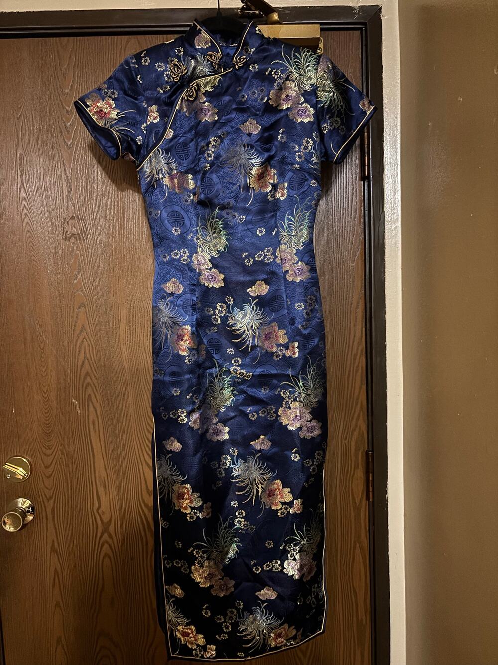 Sue’s Fashion Qipao Cheongsam floral Chinese Oriental Satin Silky Brocade Dress